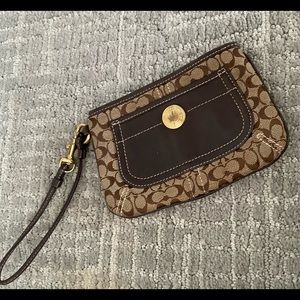 Coach wristlet, classic logo